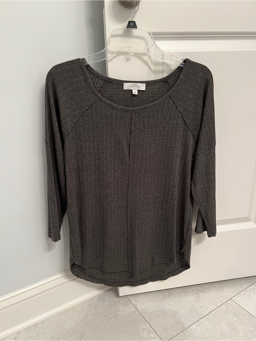 New Directions Charcoal Ribbed Scoop-Neck 3/4 sleeve Top Size Small